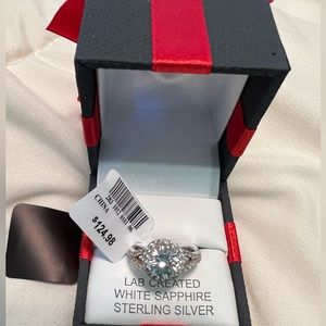 LADIES RING SIZE 7
